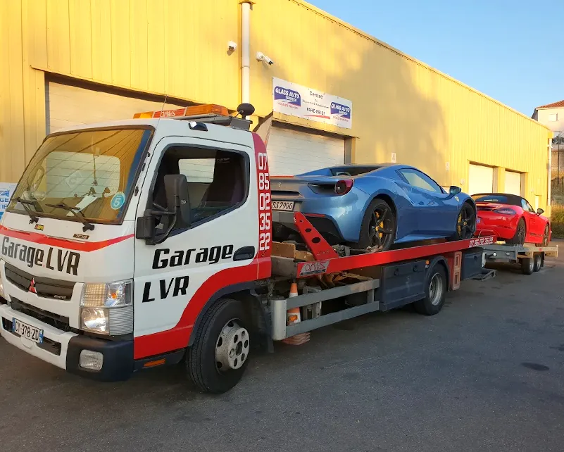 Convoyage de véhicules haut de gamme Ferrari et Porsche