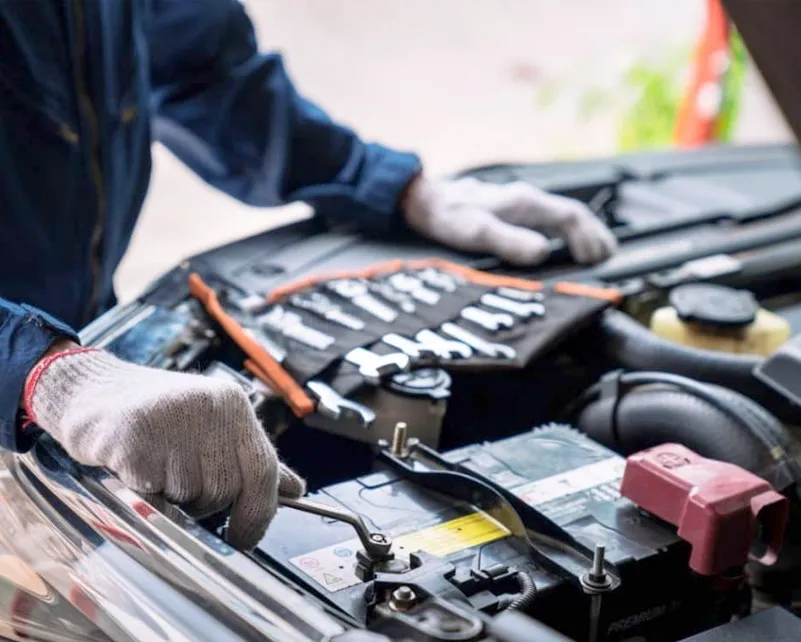 Panne de batterie à Givors, dépanneur sur place Panne de batterie à Givors, dépanneur sur place